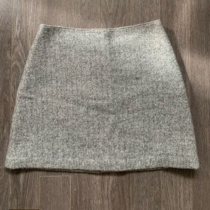 Club Monaco Wool blend A-line mini skirt - Size 4